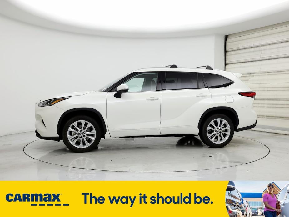 used 2021 Toyota Highlander car, priced at $37,998