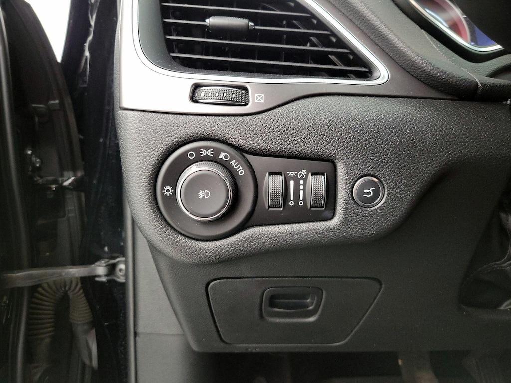 used 2019 Jeep Cherokee car, priced at $17,998