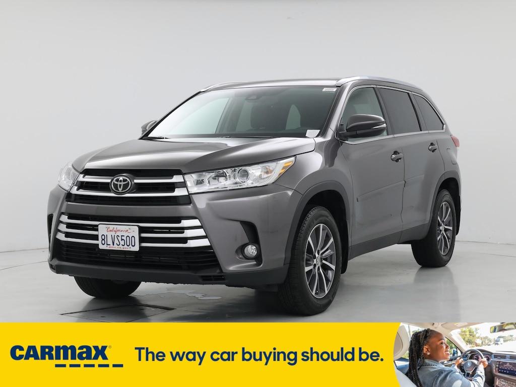 used 2019 Toyota Highlander car, priced at $34,998