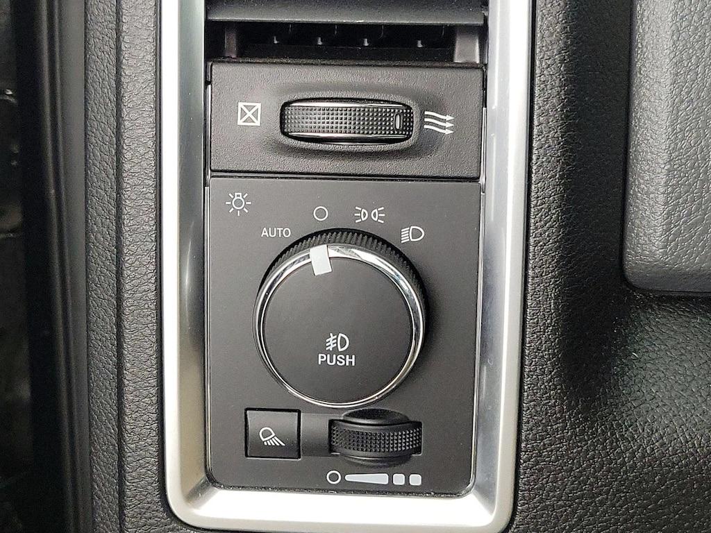 used 2019 Ram 1500 Classic car, priced at $28,998