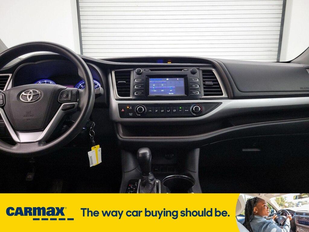 used 2015 Toyota Highlander car, priced at $16,998