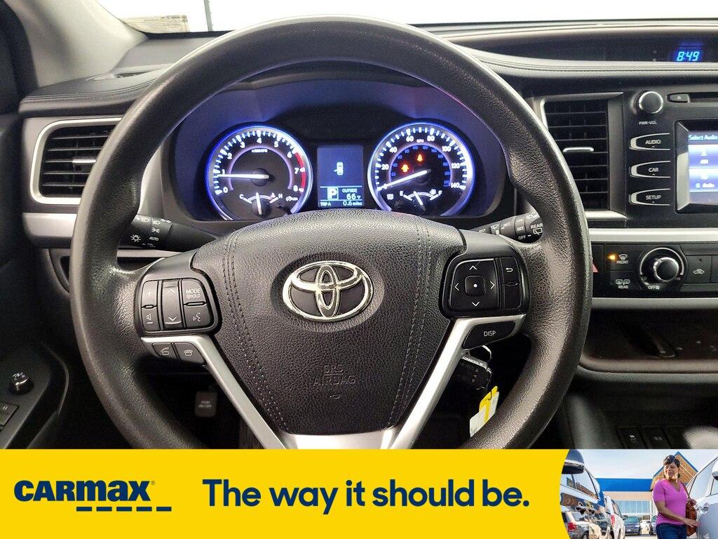 used 2015 Toyota Highlander car, priced at $16,998