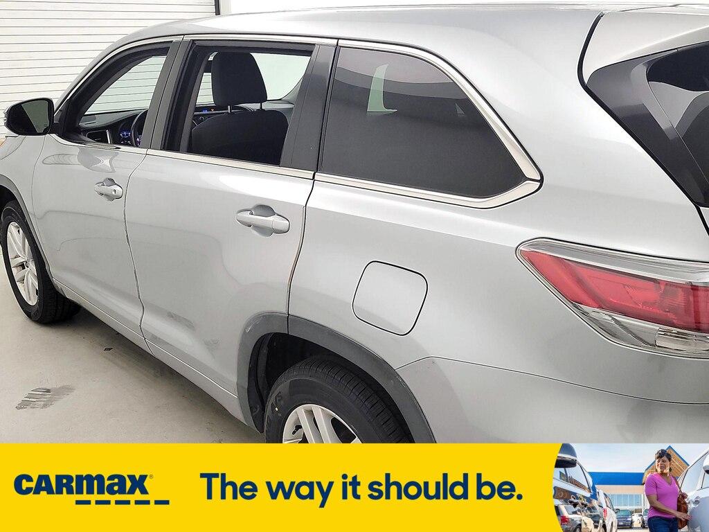 used 2015 Toyota Highlander car, priced at $16,998