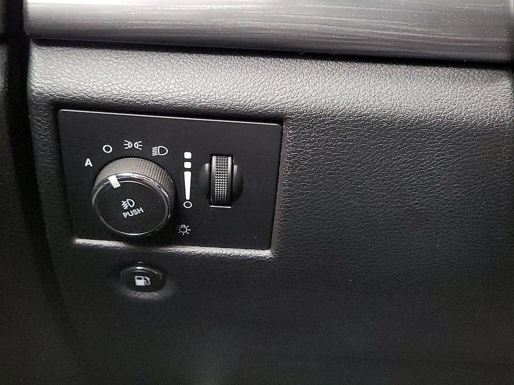 used 2020 Jeep Grand Cherokee car, priced at $25,998