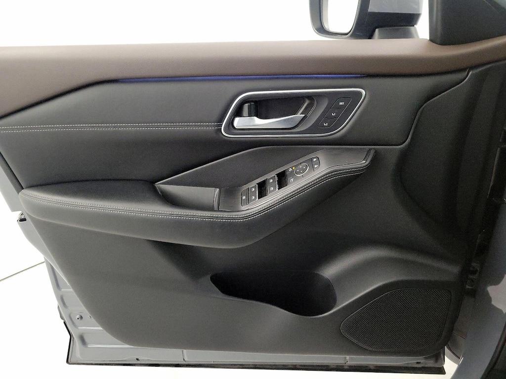 used 2023 Nissan Rogue car, priced at $26,998