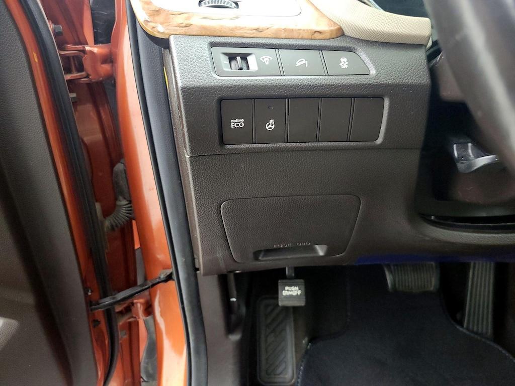 used 2013 Hyundai Santa Fe car, priced at $14,998