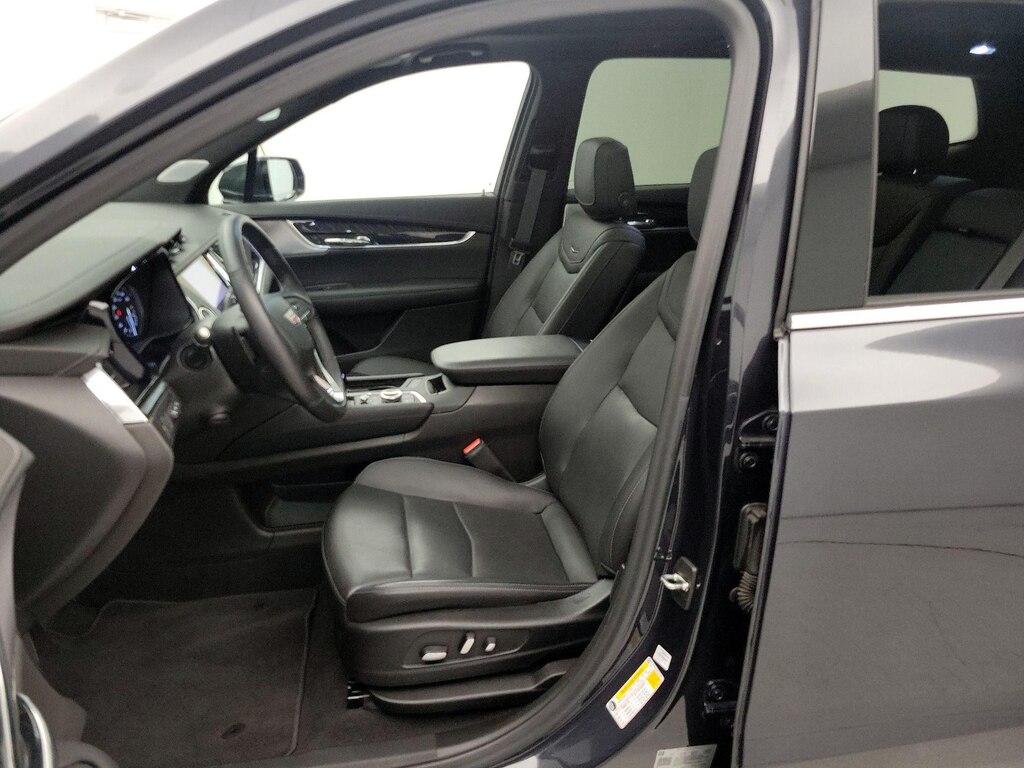 used 2022 Cadillac XT6 car, priced at $46,998