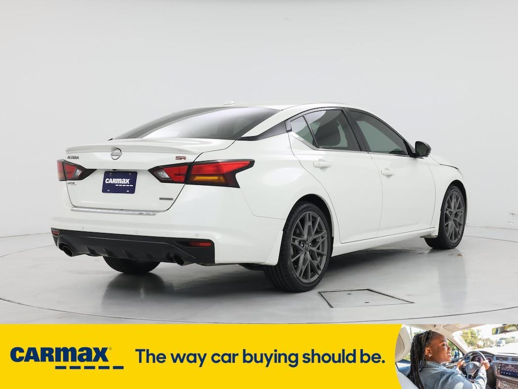 used 2023 Nissan Altima car, priced at $25,998