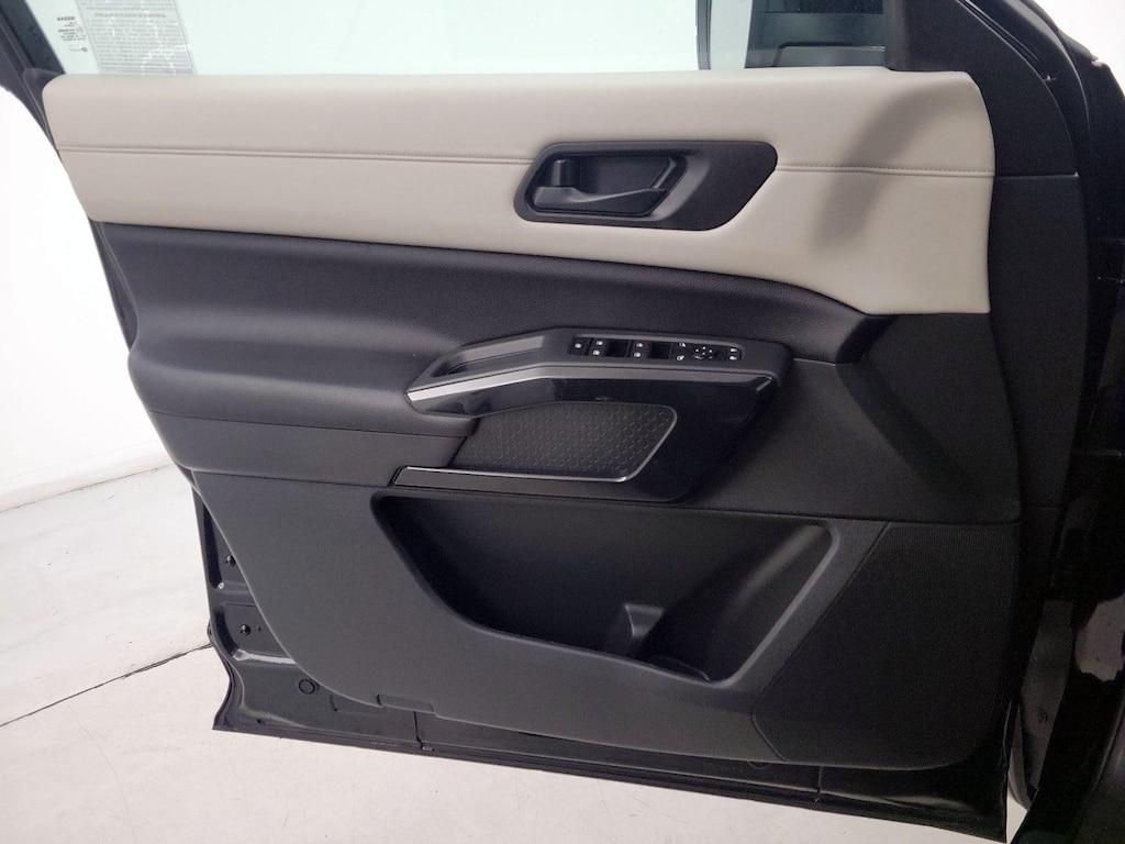 used 2024 Nissan Pathfinder car, priced at $31,998