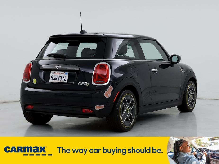 used 2021 MINI SE Hardtop car, priced at $23,998