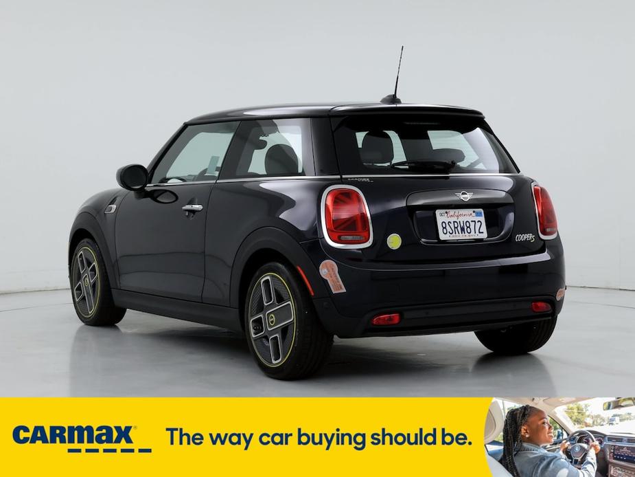 used 2021 MINI SE Hardtop car, priced at $23,998