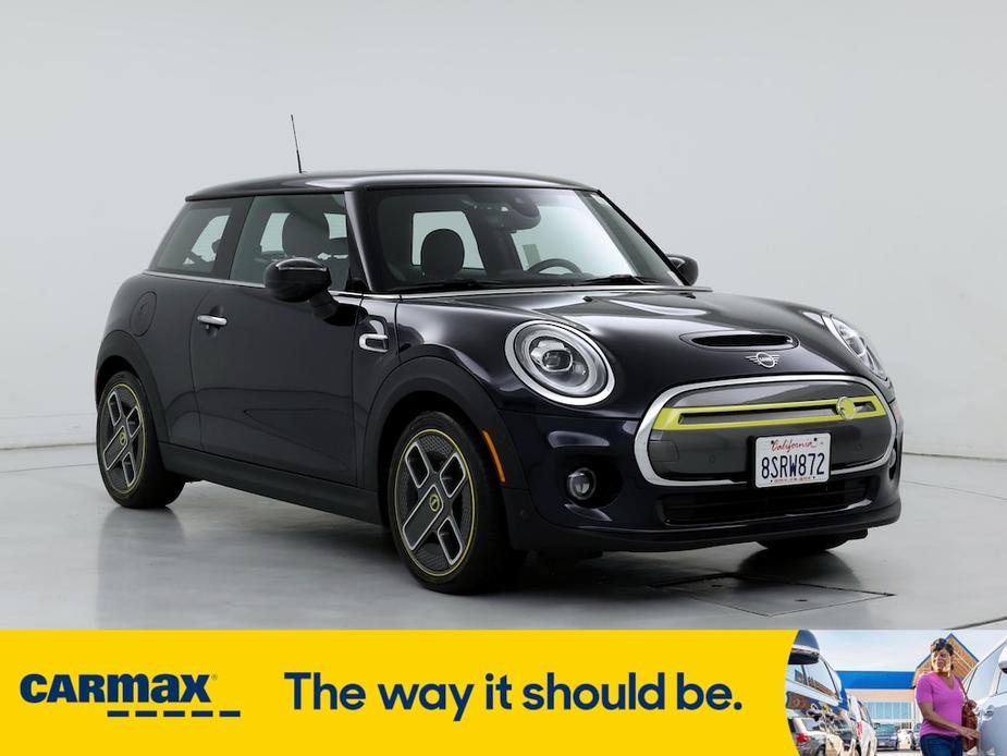 used 2021 MINI SE Hardtop car, priced at $23,998