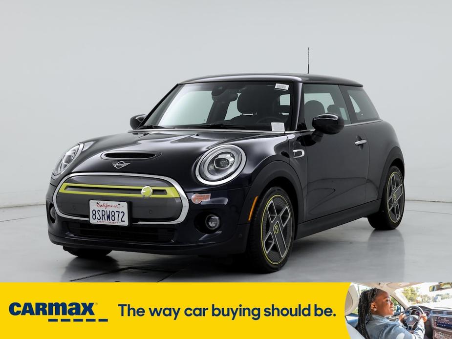 used 2021 MINI SE Hardtop car, priced at $23,998