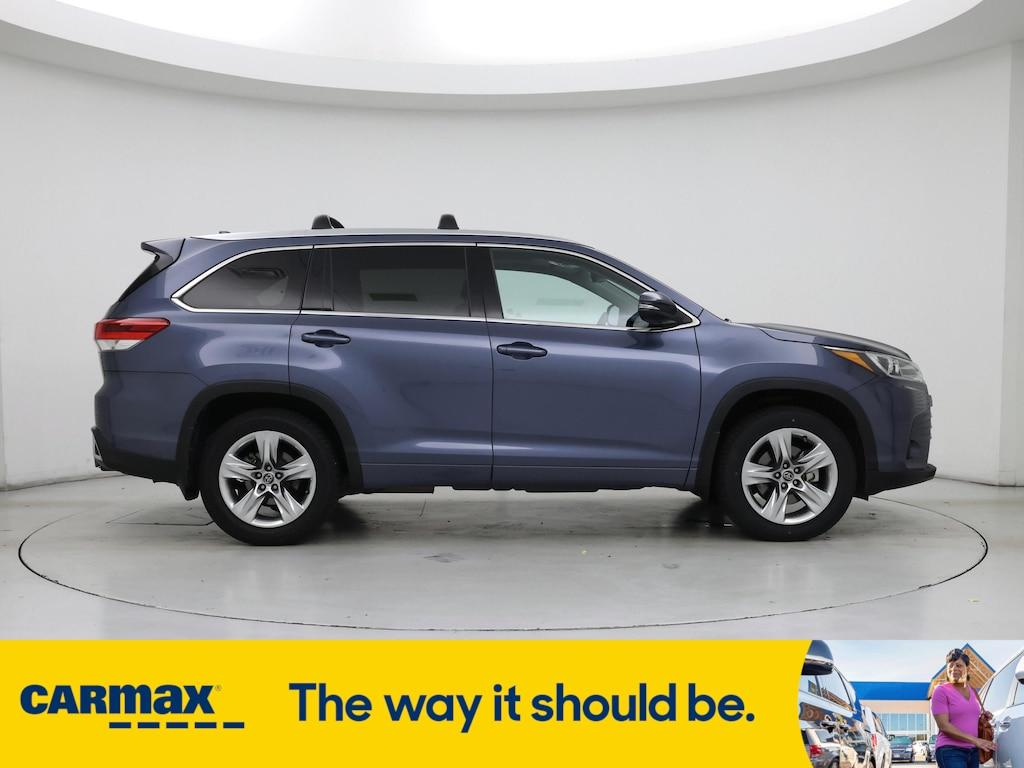 used 2018 Toyota Highlander car, priced at $26,998