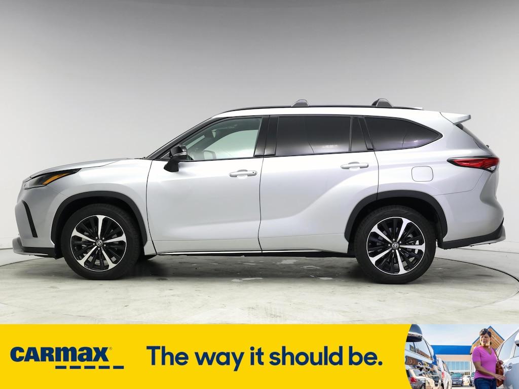 used 2021 Toyota Highlander car, priced at $36,998