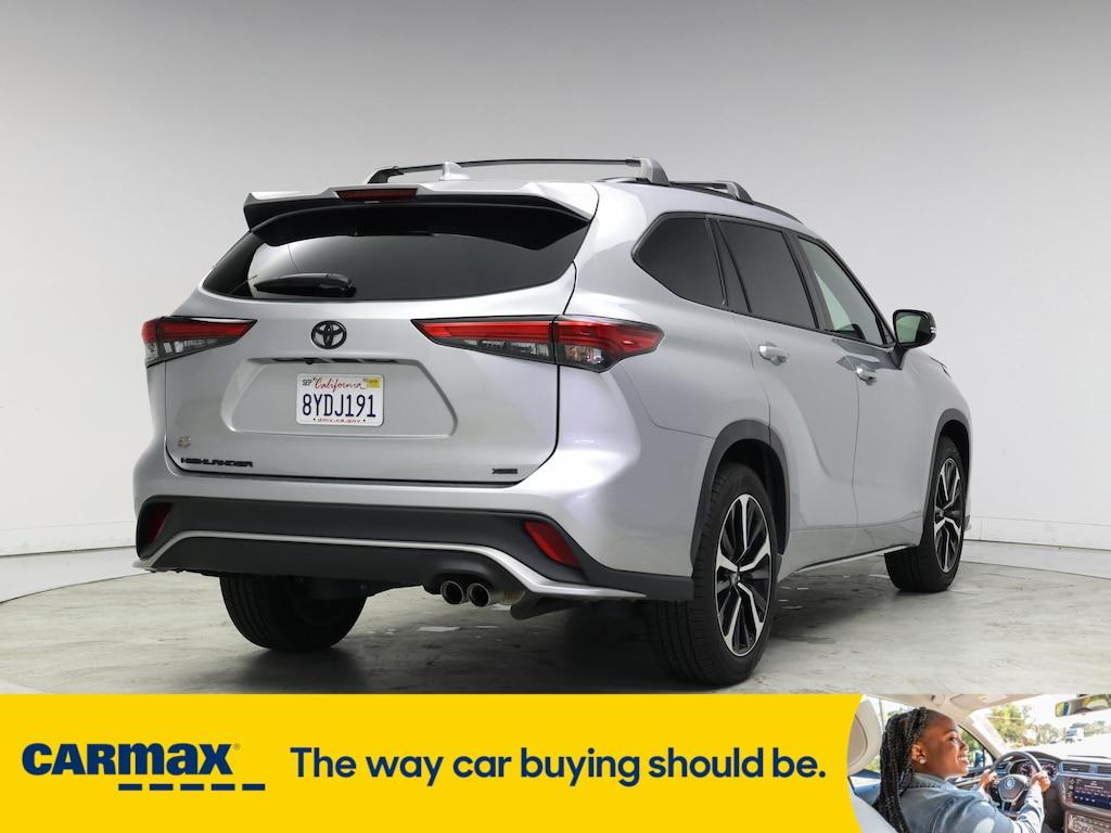 used 2021 Toyota Highlander car, priced at $36,998