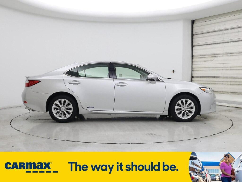 used 2014 Lexus ES 300h car, priced at $16,998