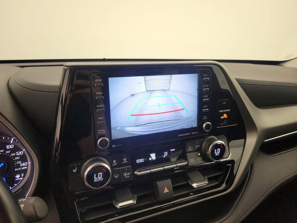 used 2021 Toyota Highlander Hybrid car, priced at $37,998