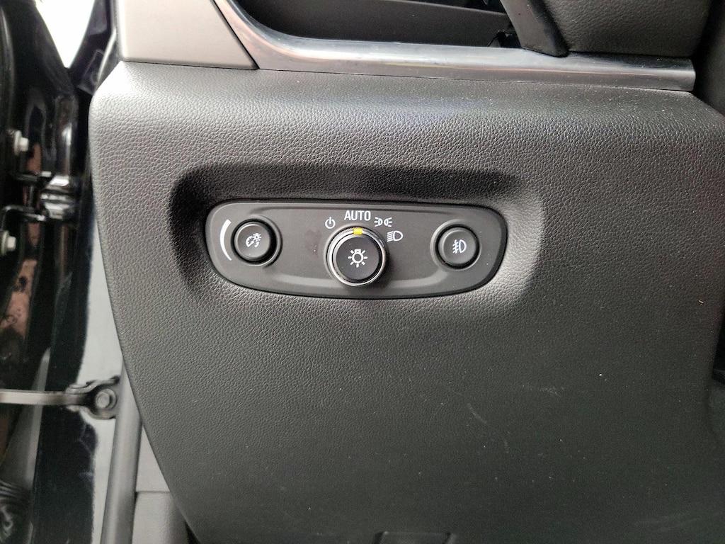 used 2019 Chevrolet Traverse car, priced at $22,998