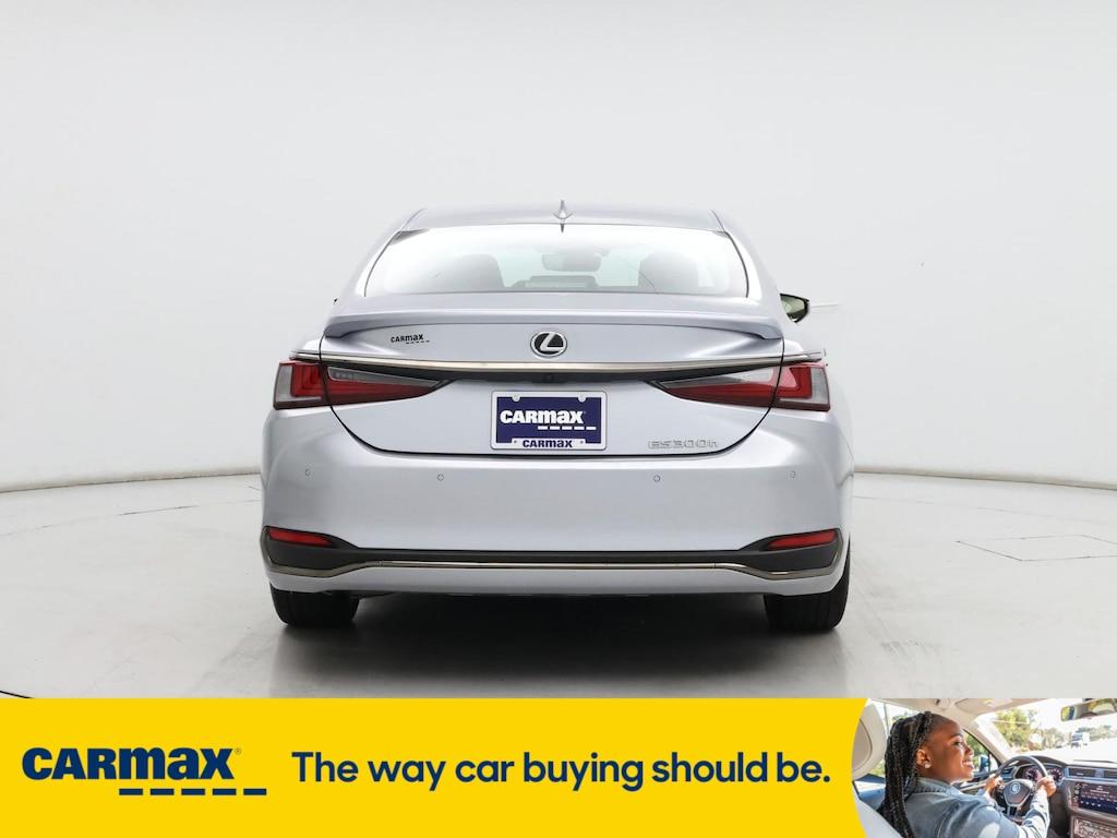 used 2023 Lexus ES 300h car, priced at $41,998