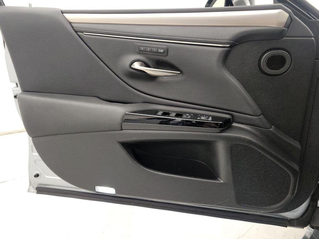 used 2023 Lexus ES 300h car, priced at $41,998