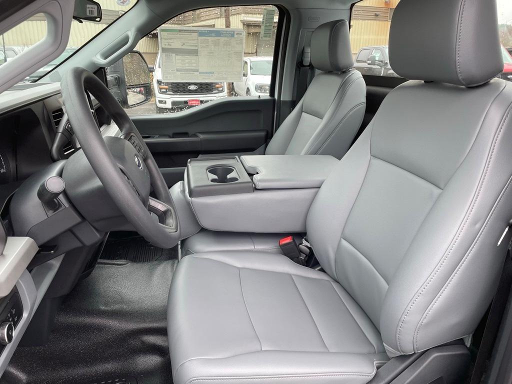 new 2025 Ford F-250 car, priced at $49,340