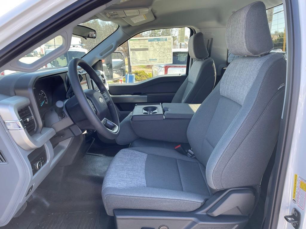 new 2025 Ford F-350 car, priced at $53,830