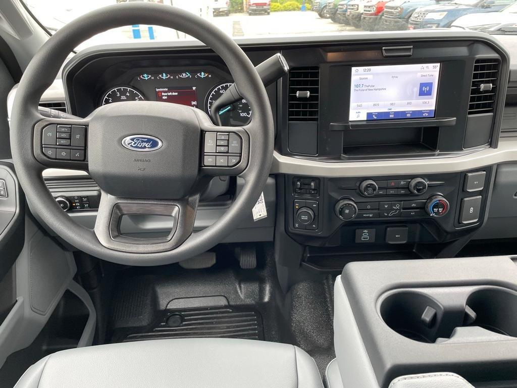 new 2025 Ford F-350 car, priced at $56,475