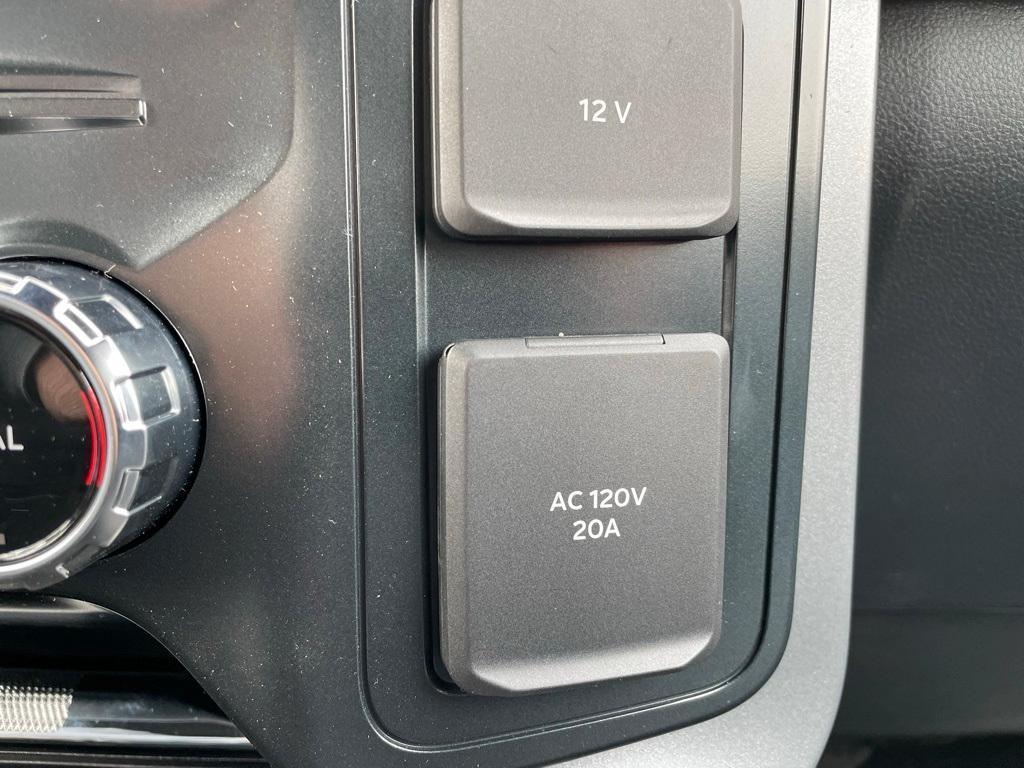 new 2025 Ford F-150 car, priced at $60,571