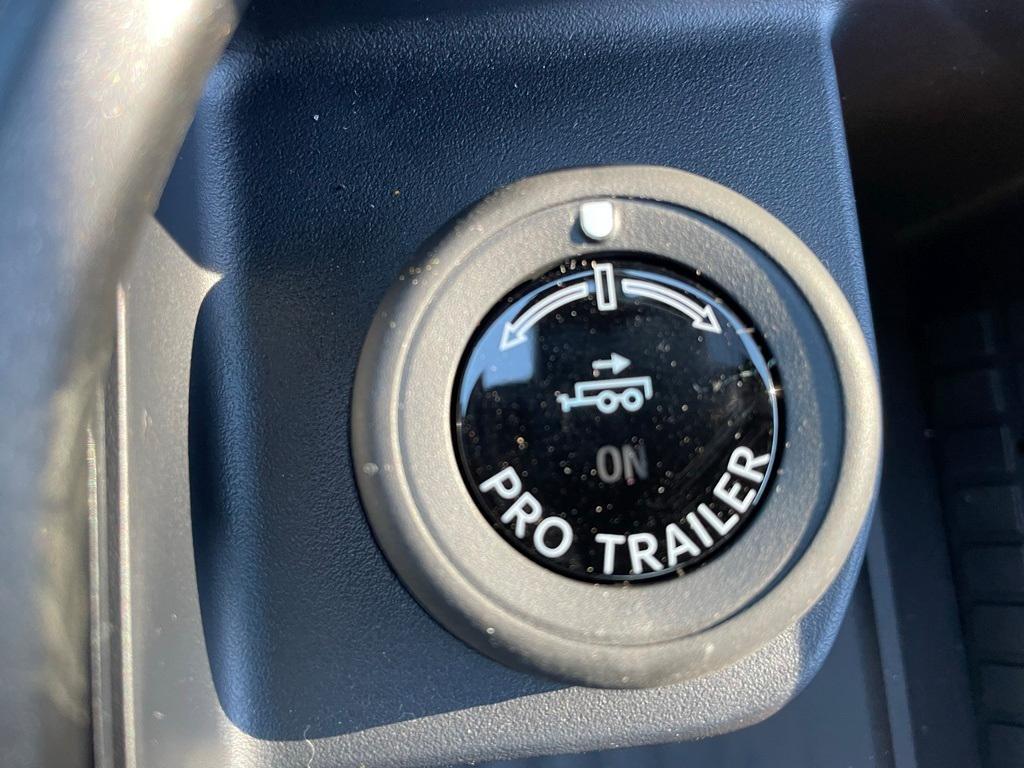 new 2025 Ford Expedition Max car, priced at $84,218