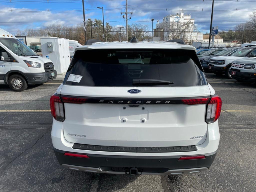 new 2025 Ford Explorer car, priced at $47,402