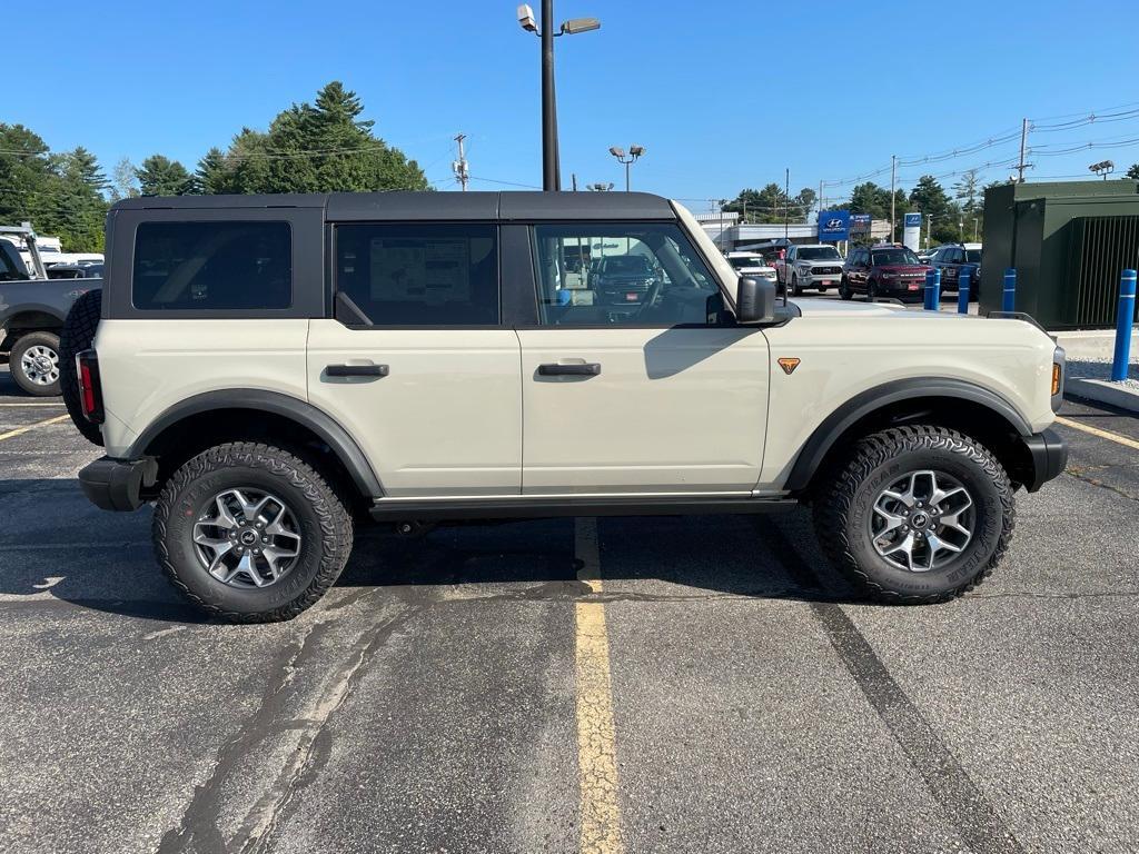 new 2025 Ford Bronco car, priced at $56,112