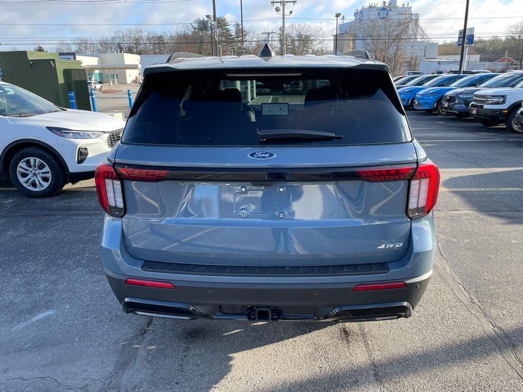 new 2025 Ford Explorer car, priced at $49,621