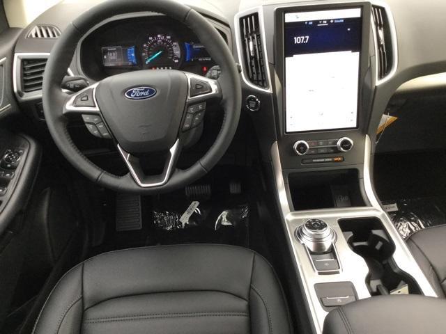 new 2024 Ford Edge car, priced at $42,834