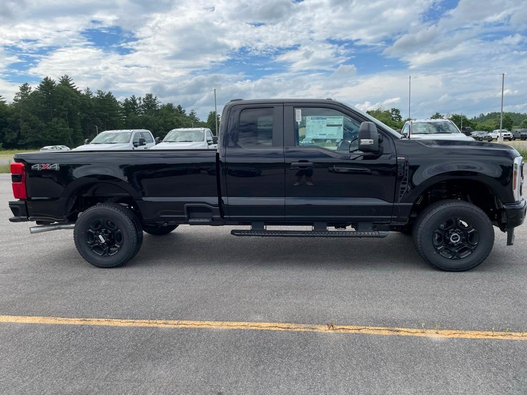 new 2025 Ford F-250 car, priced at $54,618