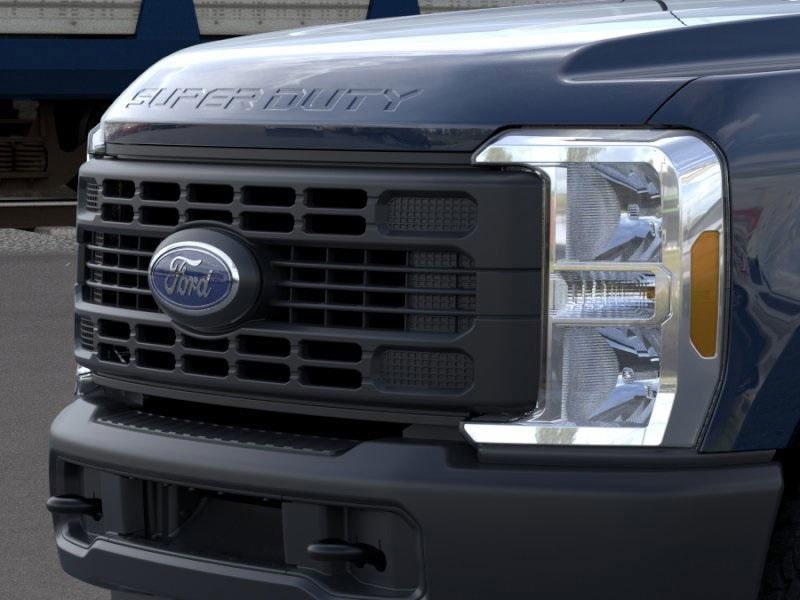 new 2025 Ford F-250 car, priced at $55,400