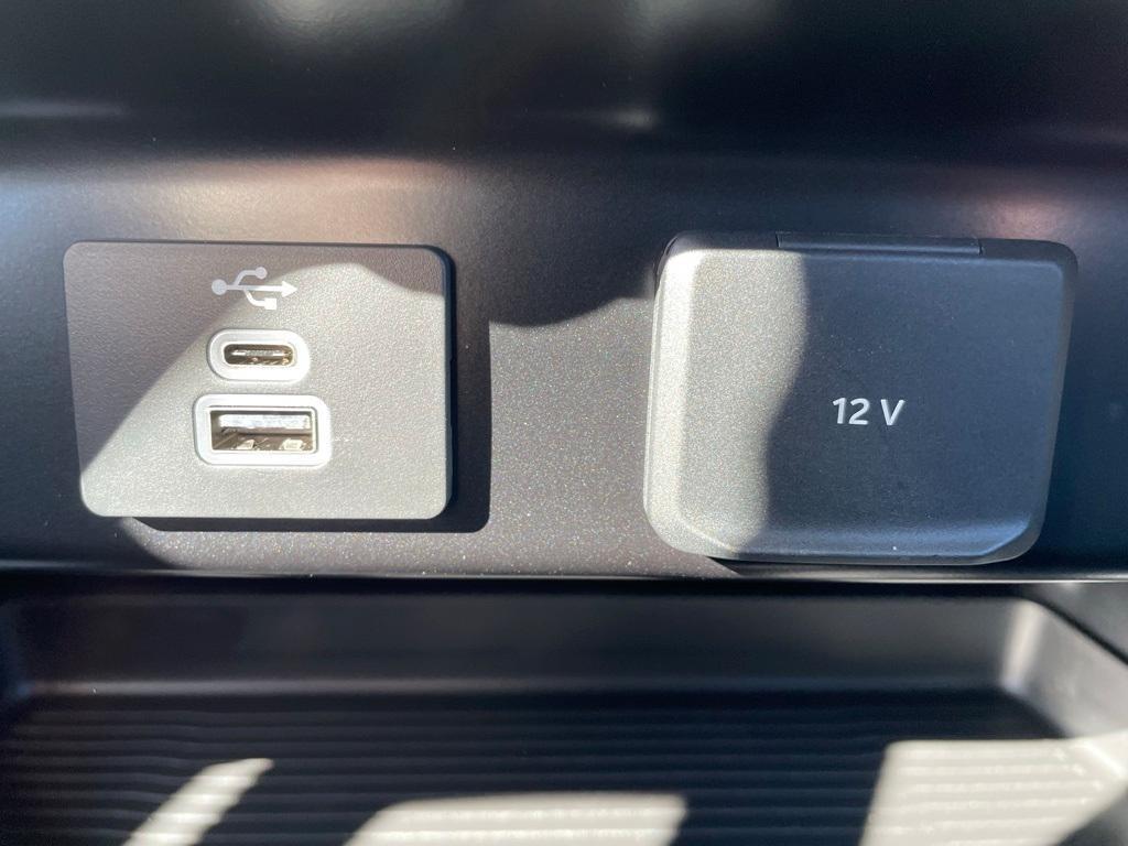 new 2025 Ford F-250 car, priced at $59,855