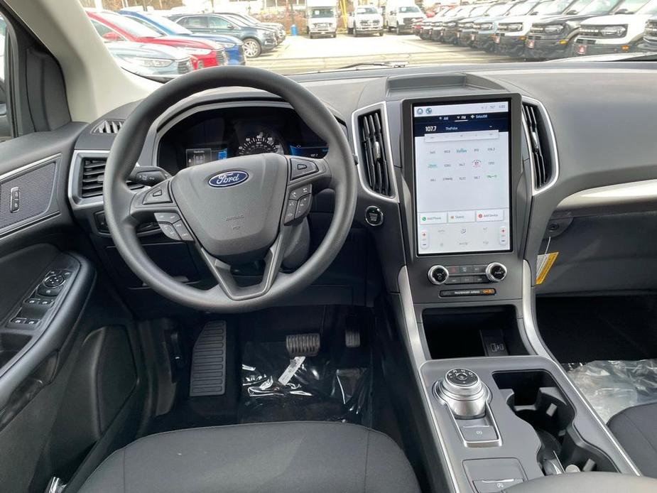 new 2024 Ford Edge car, priced at $40,092