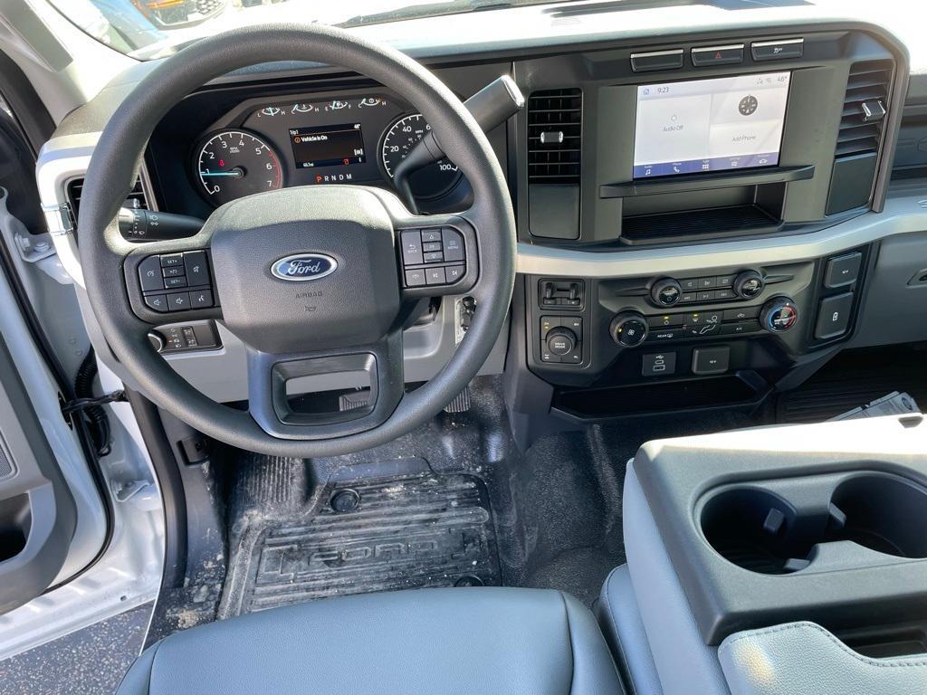 new 2024 Ford F-350 car, priced at $65,720