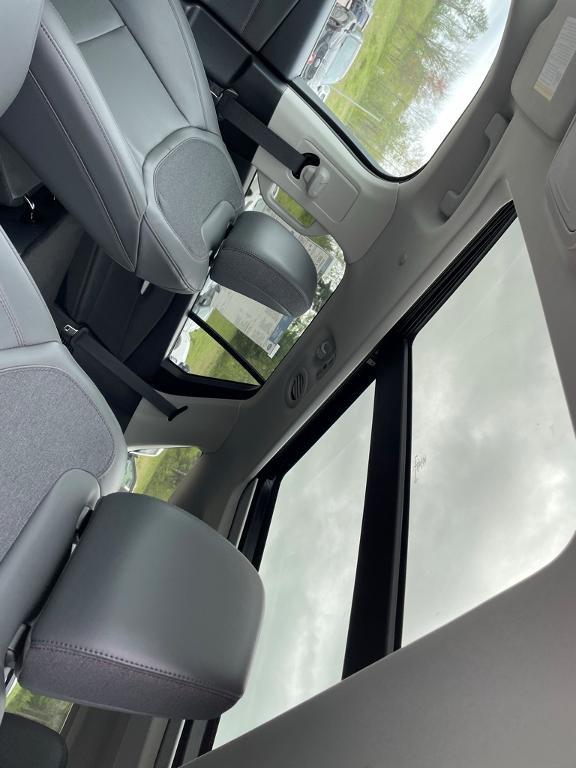 new 2025 Ford Explorer car, priced at $46,305