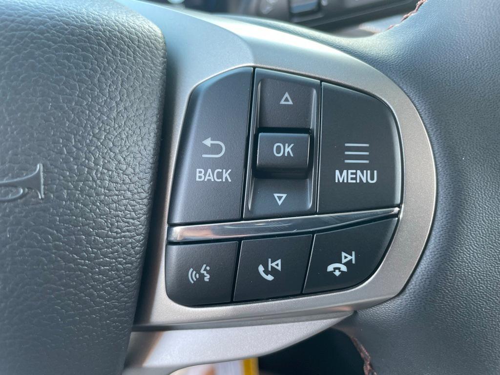 new 2025 Ford Explorer car, priced at $41,914