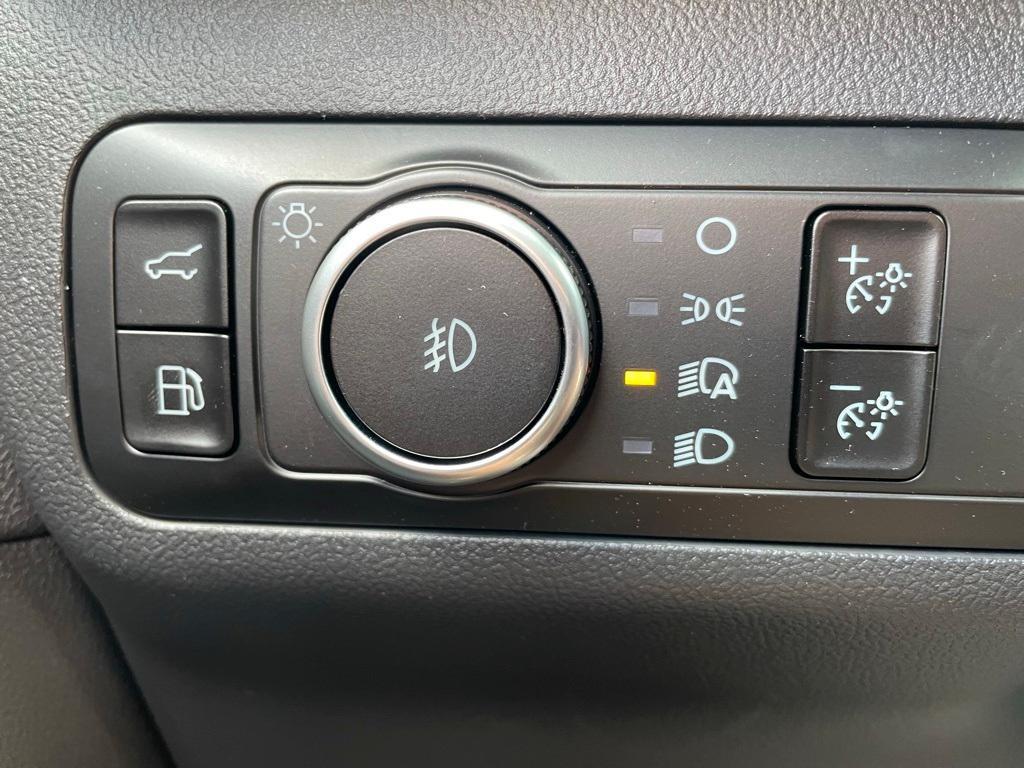 new 2025 Ford Escape car, priced at $31,999