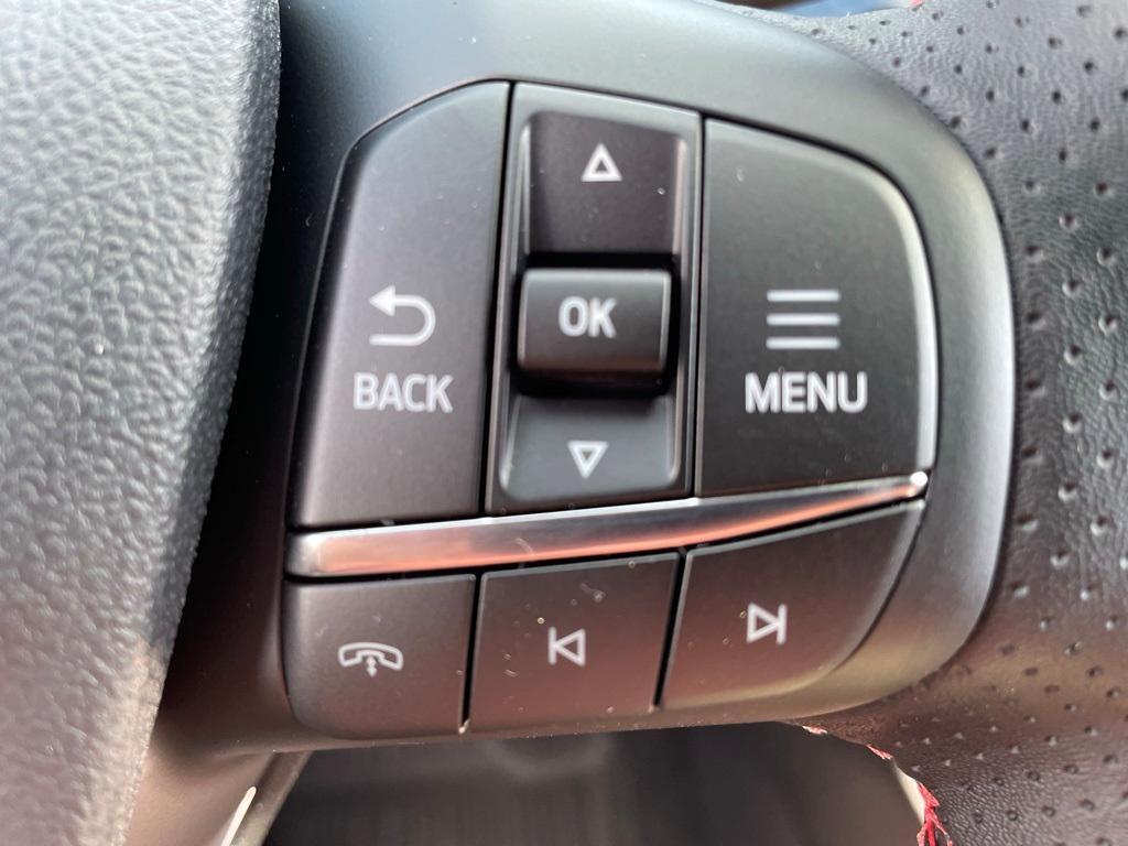 new 2025 Ford Escape car, priced at $31,999