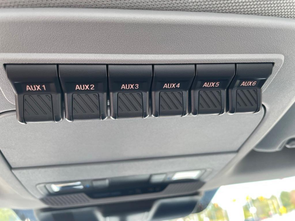 new 2025 Ford F-350 car, priced at $58,495