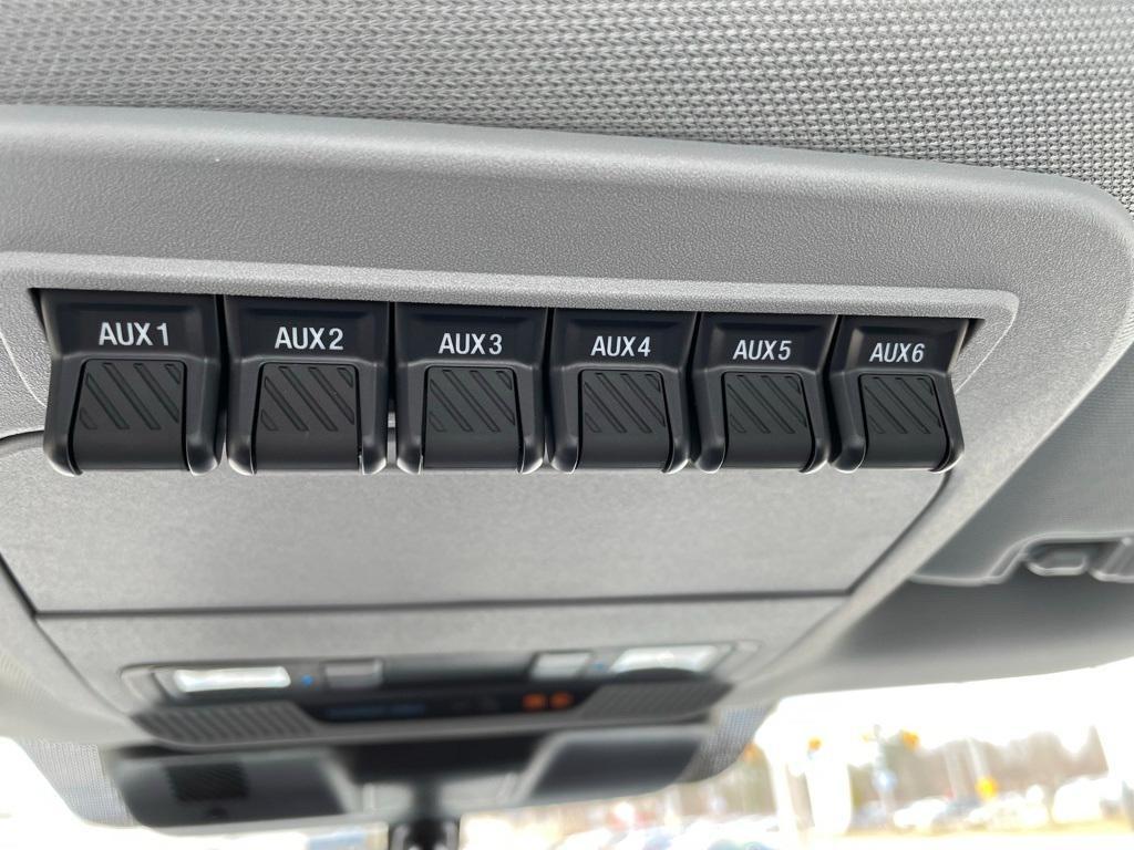new 2025 Ford F-350 car, priced at $50,665