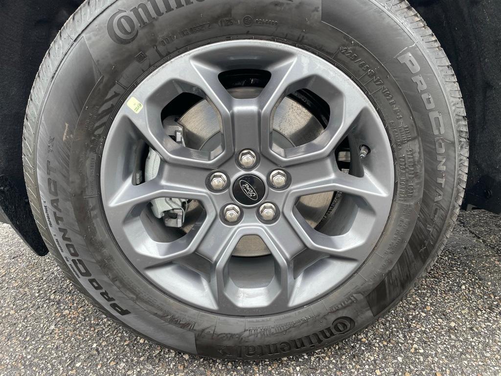 new 2025 Ford Maverick car, priced at $33,362