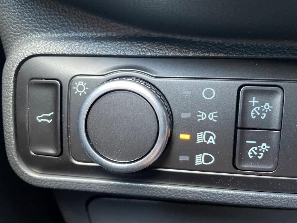 new 2025 Ford Explorer car, priced at $41,449