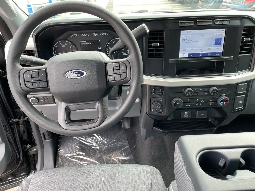 new 2024 Ford F-350 car, priced at $54,131