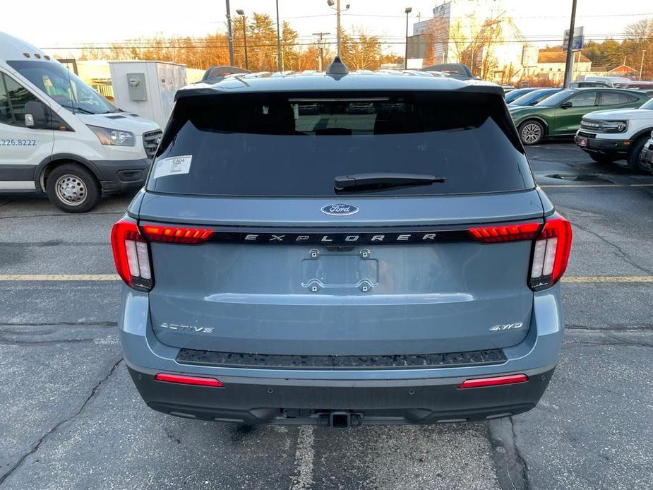 new 2025 Ford Explorer car, priced at $41,746