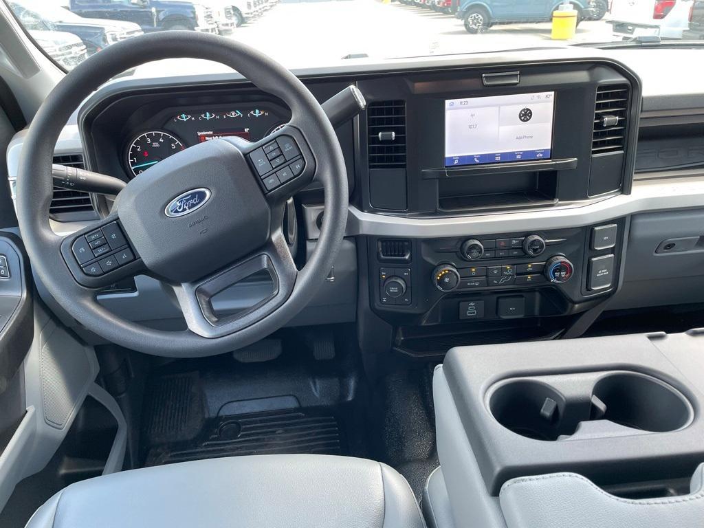 new 2025 Ford F-250 car, priced at $54,430
